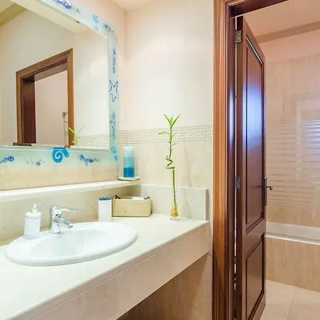 Corem Villa *